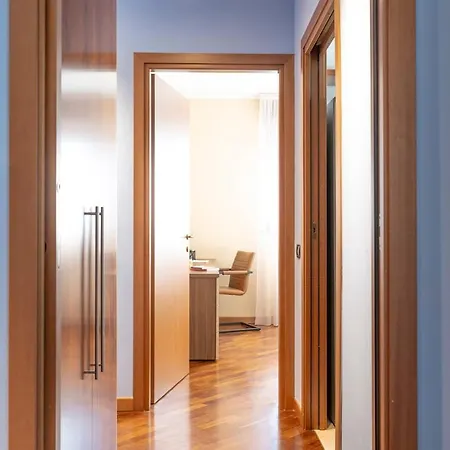 Appartement Free Private Parking Available Milaan